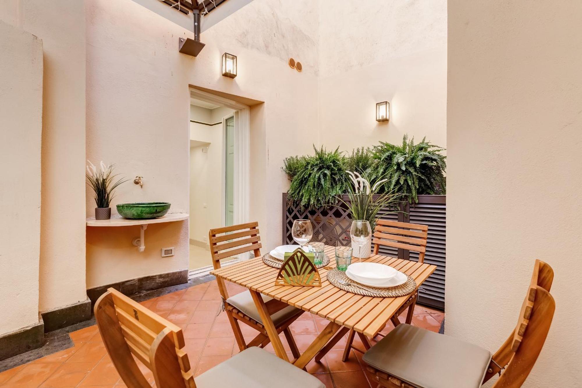 Trevi Chic House Apartment โรม ภายนอก รูปภาพ