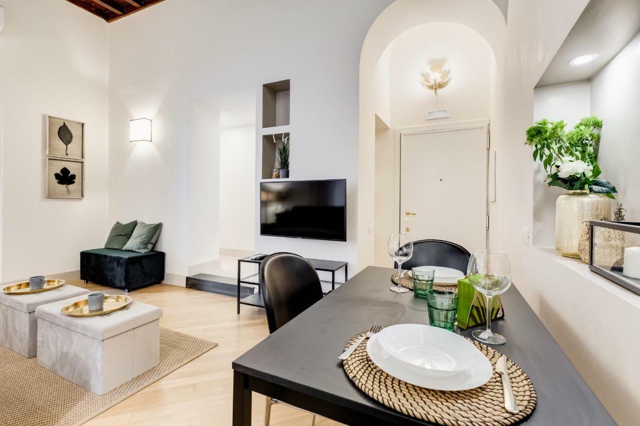 Trevi Chic House Apartment โรม ภายนอก รูปภาพ