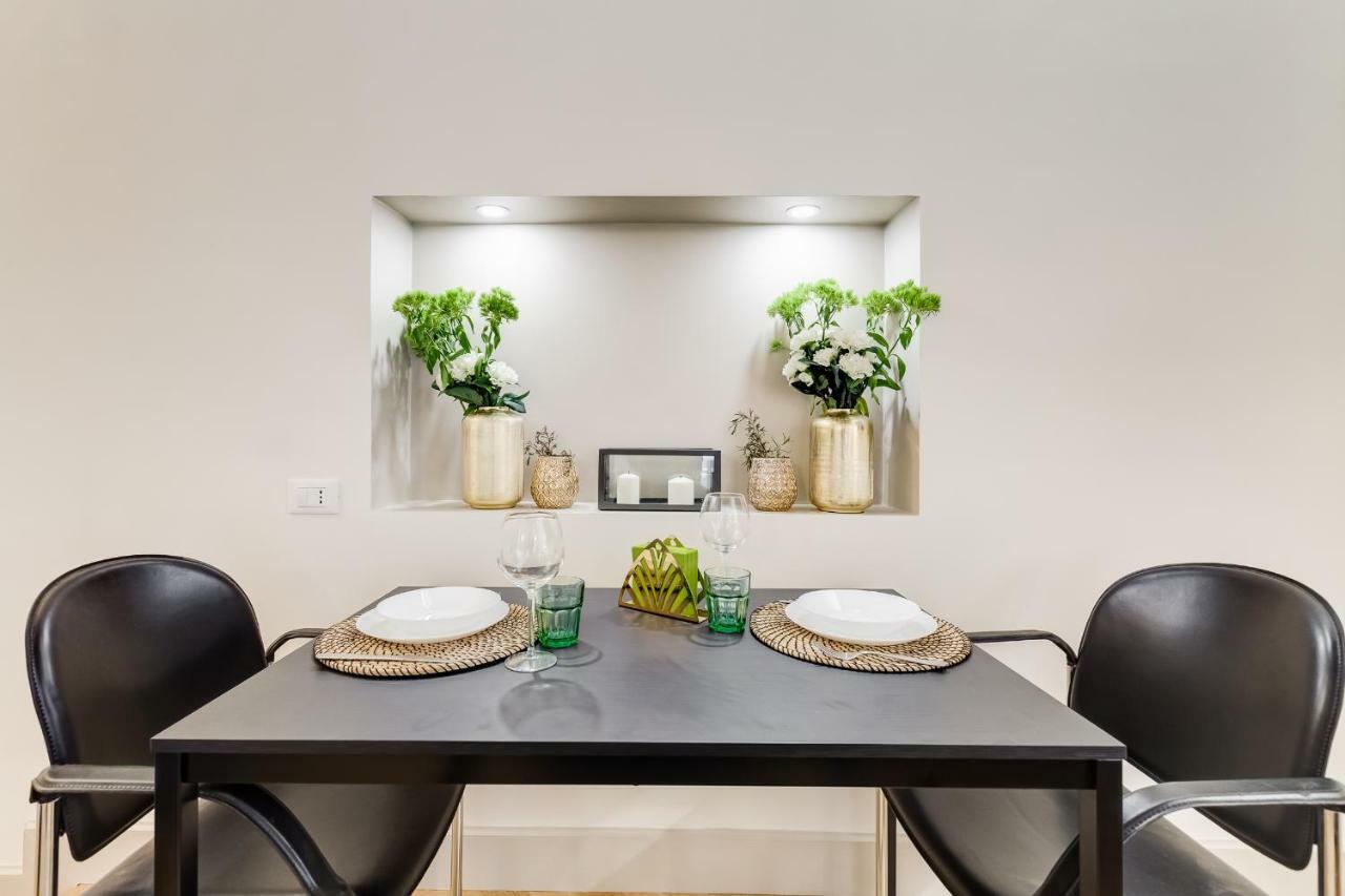 Trevi Chic House Apartment โรม ภายนอก รูปภาพ