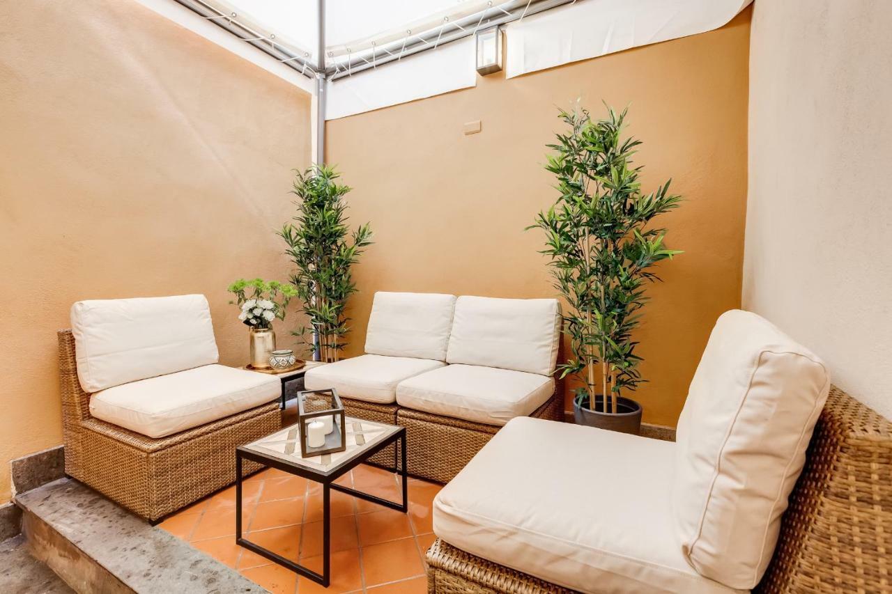Trevi Chic House Apartment โรม ภายนอก รูปภาพ