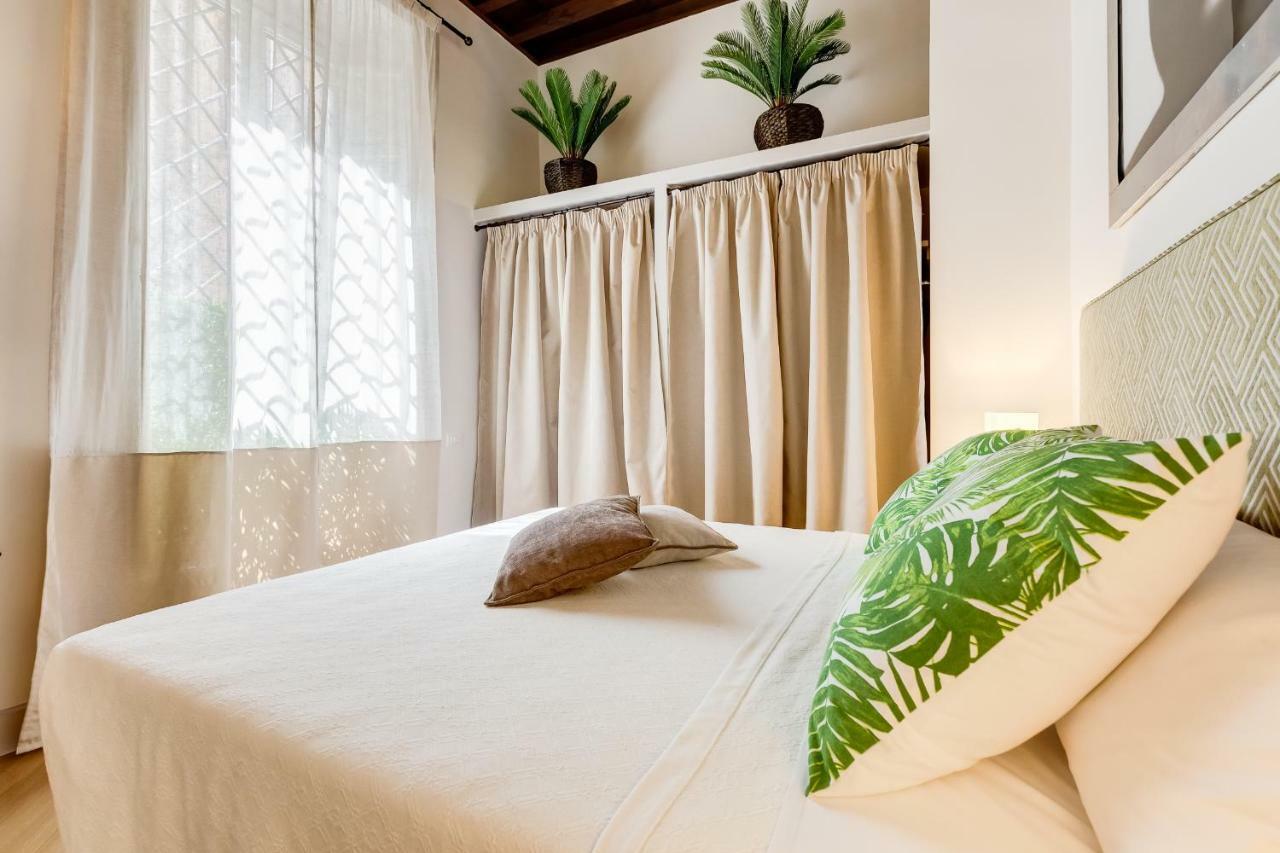 Trevi Chic House Apartment โรม ภายนอก รูปภาพ