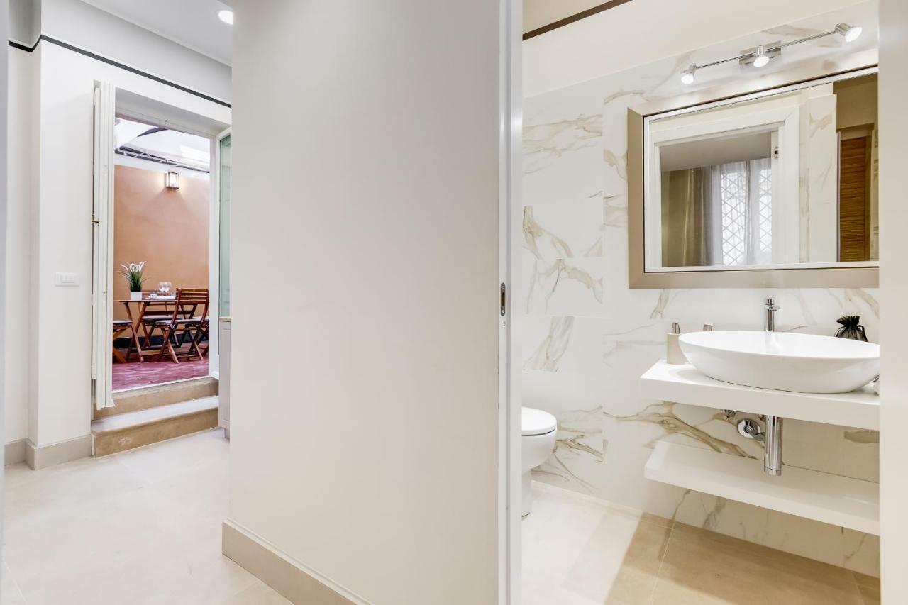Trevi Chic House Apartment โรม ภายนอก รูปภาพ